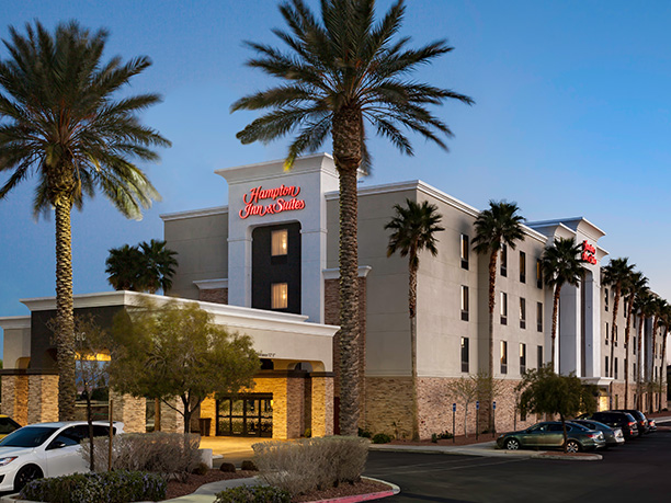 Hampton Inn & Suites - Red Rock