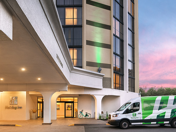 Holiday Inn Austin Town Lake
